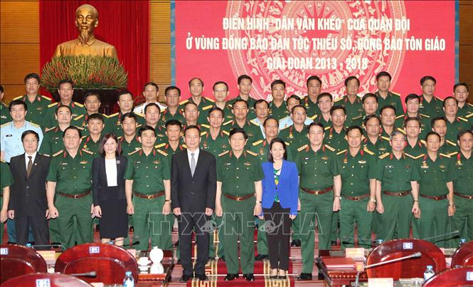 Tuyên dương 90 điển hình “Dân vận khéo” trong Quân đội