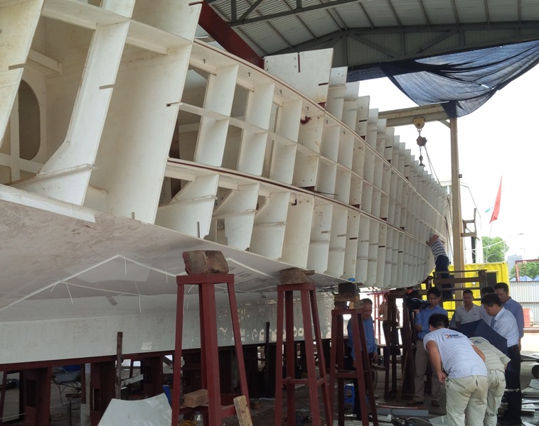 James Boat nỗ lực vươn ra biển lớn