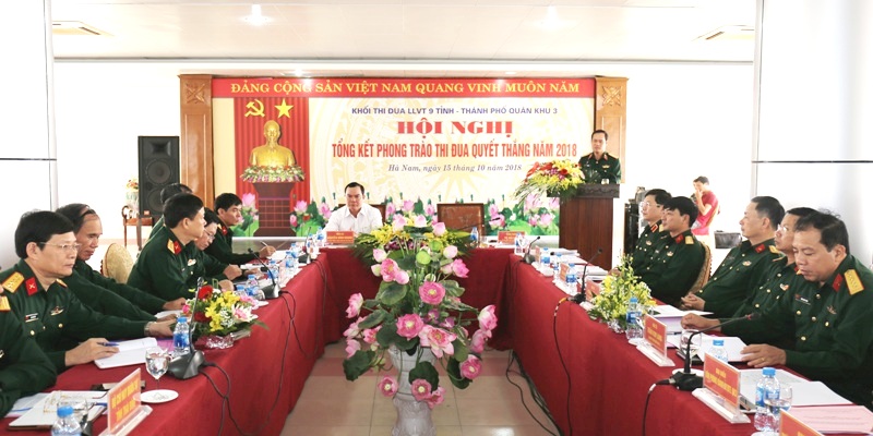 Xây dựng lực lượng vũ trang vững mạnh toàn diện
