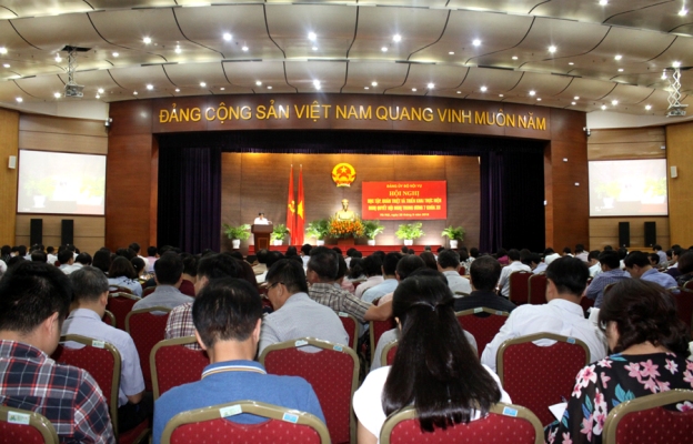 Bộ Nội vụ tổ chức học tập, quán triệt và triển khai thực hiện Nghị quyết Hội nghị Trung ương 7 Khóa XII của Đảng