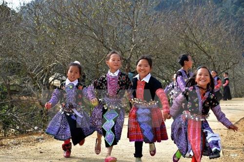 Nhiệm vụ và giải pháp chủ yếu về bảo đảm nguồn lực cho công tác dân số