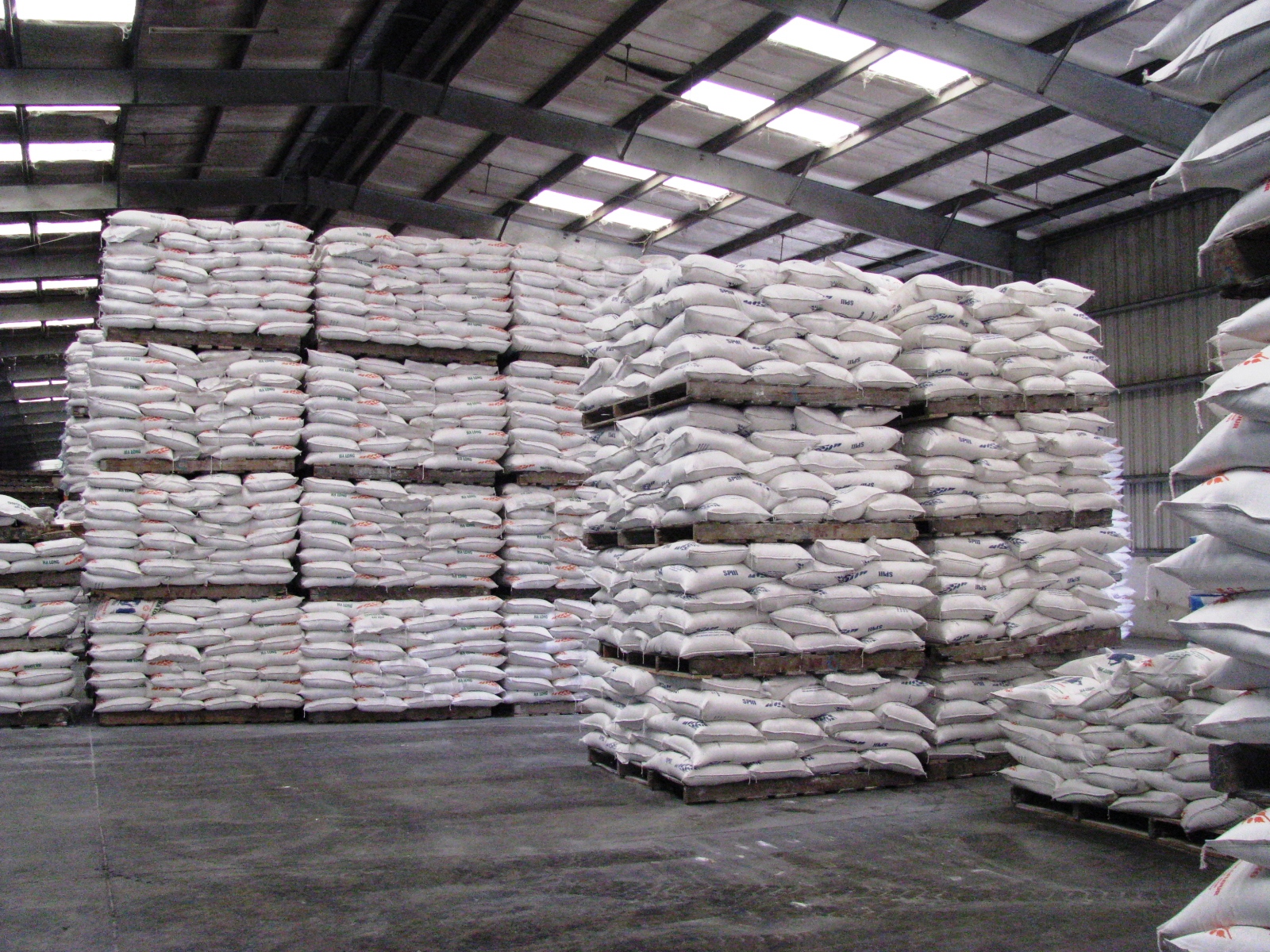 Một số quy định mới trong hướng dẫn nhập, xuất, mua, bán hàng dự trữ quốc gia