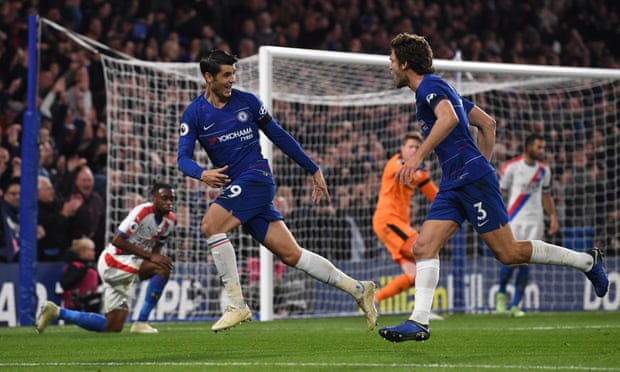Morata lập cú đúp, Chelsea tiếp tục bám đuổi Man City