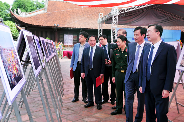 “Biển đảo quê hương” qua 200 bức ảnh nghệ thuật giàu cảm xúc