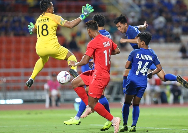 AFF Suzuki Cup 2018 Thái Lan đứng đầu bảng B, Philippines nhì bảng gặp Việt Nam ở bán kết