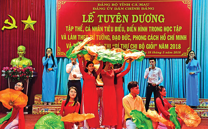 Học Bác là tu dưỡng, rèn luyện suốt đời