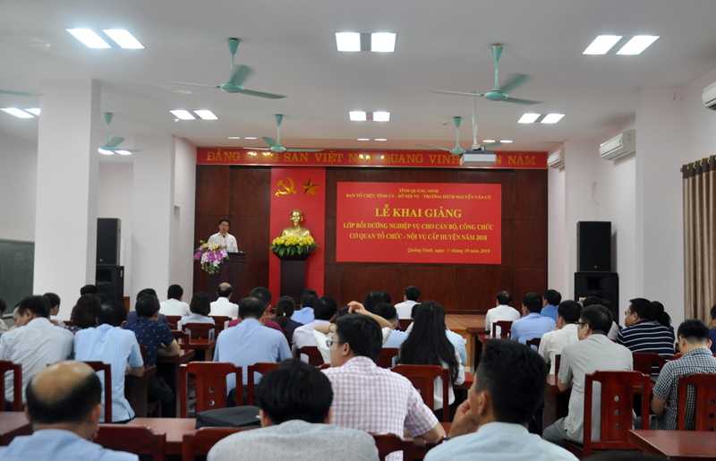 Đánh giá kết quả đào tạo, bồi dưỡng cán bộ, công chức năm 2018
