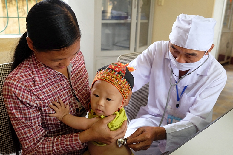 Khi nào y tế cơ sở tròn vai “người gác cổng”