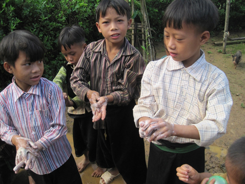 Đề xuất không thu học phí trẻ mầm non 5 tuổi và học sinh THCS vùng khó khăn