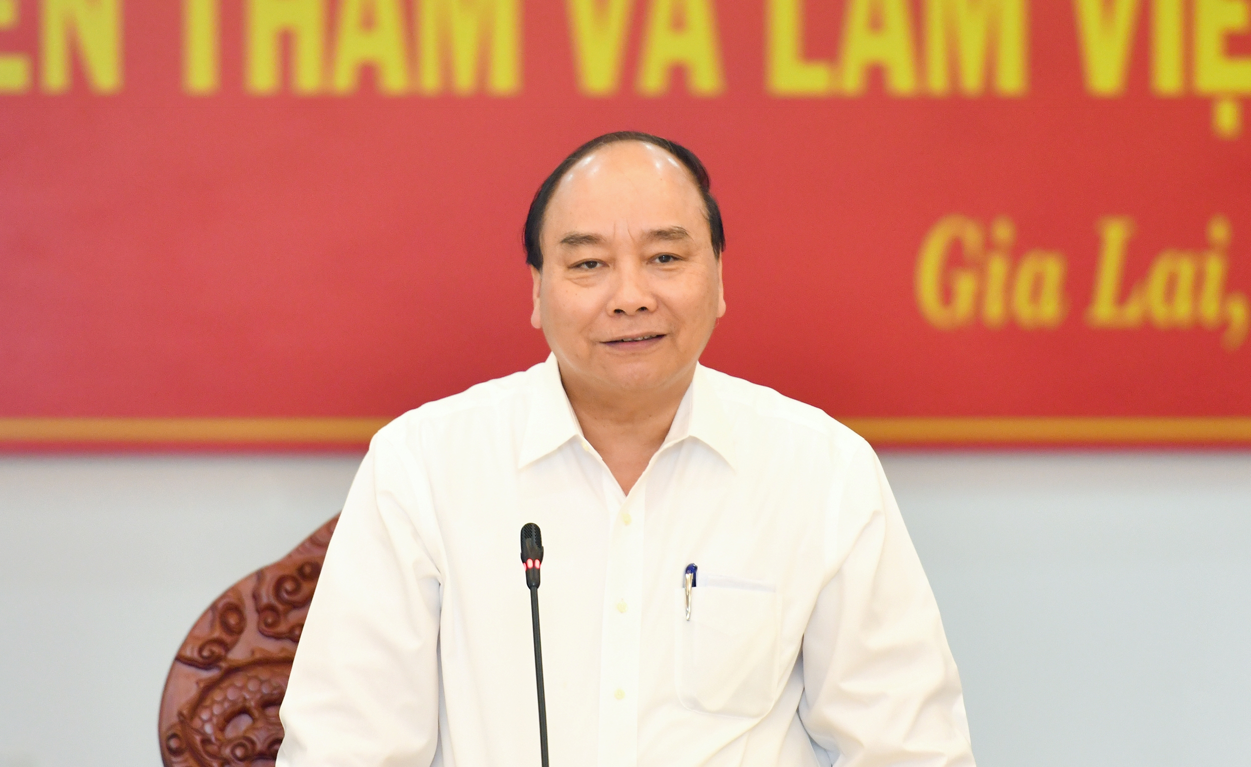 Chú trọng phát triển du lịch, công nghiệp có chọn lọc