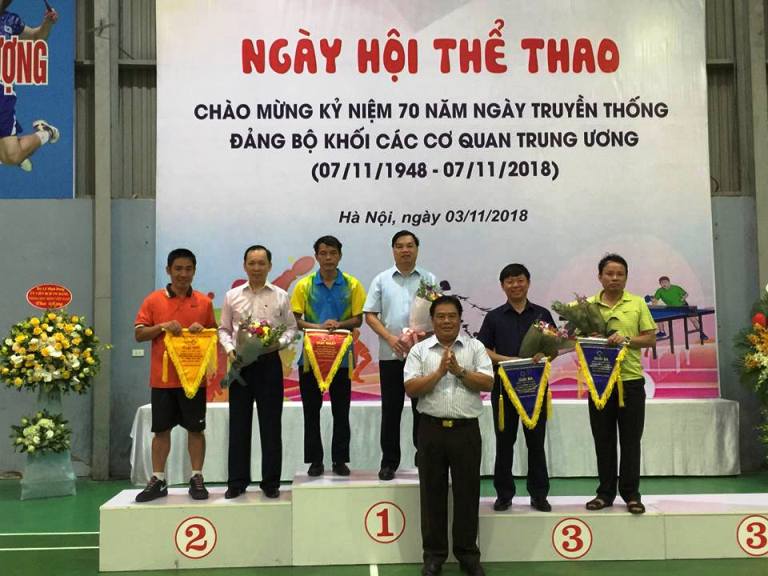 Sôi động Ngày hội thể thao chào mừng 70 năm Đảng bộ Khối các cơ quan Trung ương