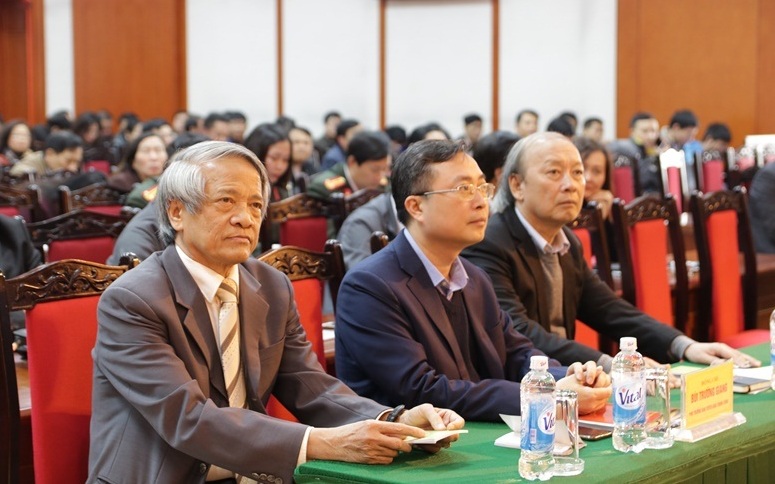 Cán bộ, đảng viên cần nêu cao ý thức tôn trọng Nhân dân