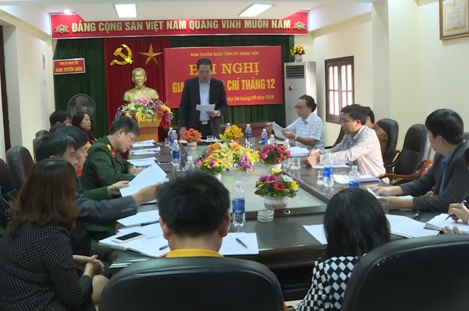 Giao ban báo chí Hưng Yên tháng 12