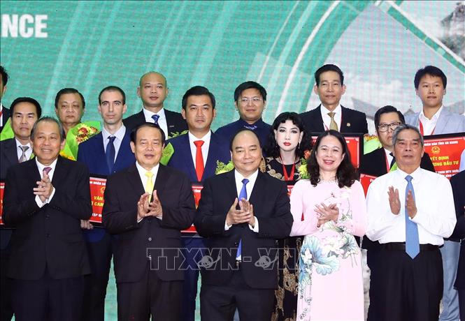 Thủ tướng Nguyễn Xuân Phúc dự Hội nghị xúc tiến đầu tư tỉnh An Giang