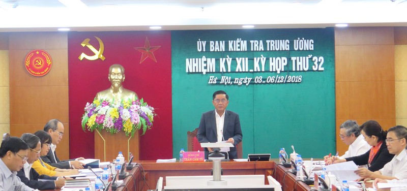 Ủy ban Kiểm tra Trung ương xem xét, thi hành kỷ luật đảng viên vi phạm