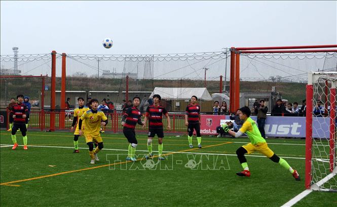Đội FC Tokai đoạt Cúp vô địch Giải bóng đá người Việt Nam tại khu vực Kanto