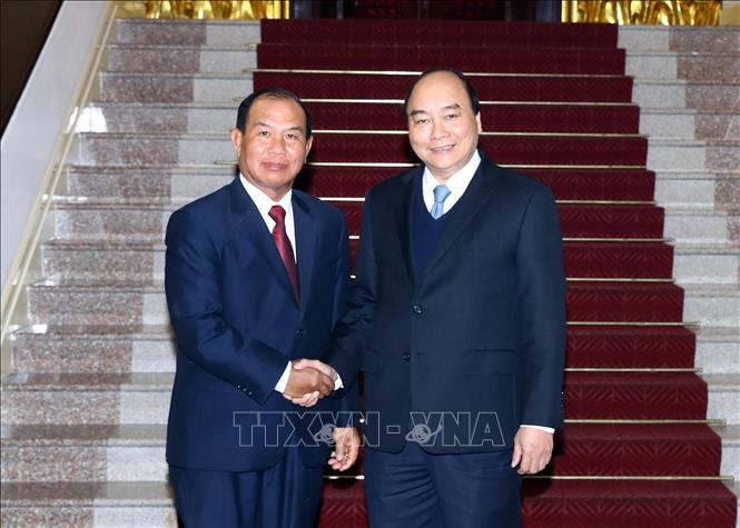 Thủ tướng Nguyễn Xuân Phúc tiếp Bộ trưởng Tư pháp Lào