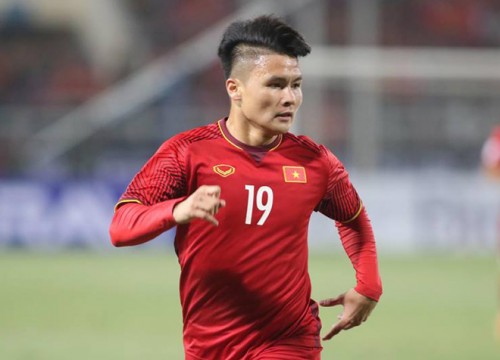 Quang Hải lọt top 10 cầu thủ ấn tượng