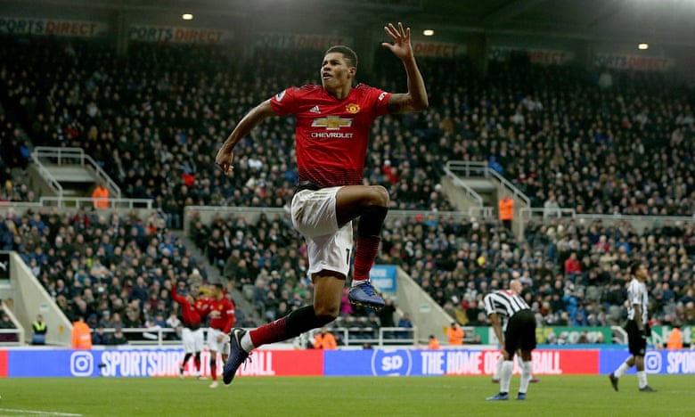 Hạ Newcastle, Solskjaer nối dài tuần trăng mật tại M U