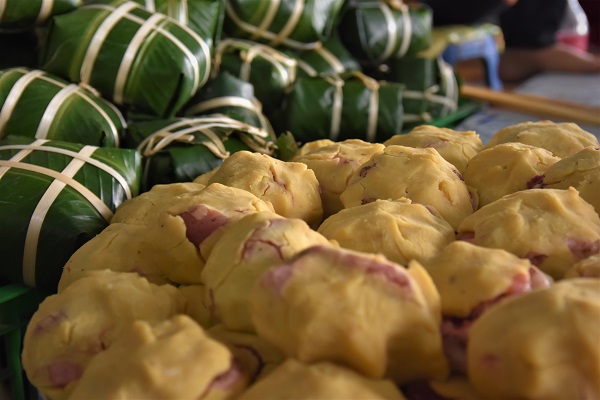 Làng nghề bánh chưng Tranh Khúc nhộn nhịp những ngày cuối năm