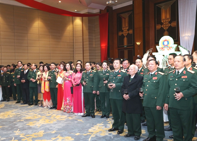QĐND Lào phát huy truyền thống vẻ vang, xây dựng, bảo vệ đất nước