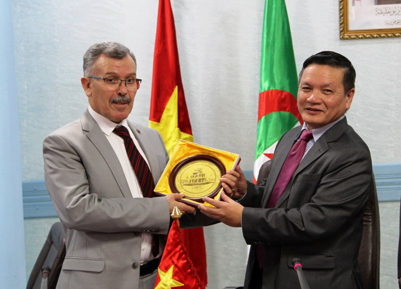 Ra mắt Nhóm Nghị sỹ hữu nghị Algeria – Việt Nam