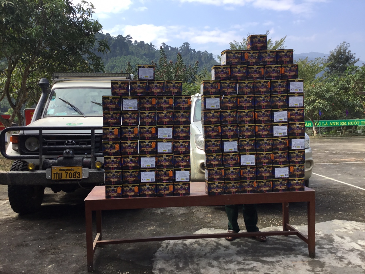 Nghệ An Bắt giữ 120kg pháo nổ tại khu vực biên giới