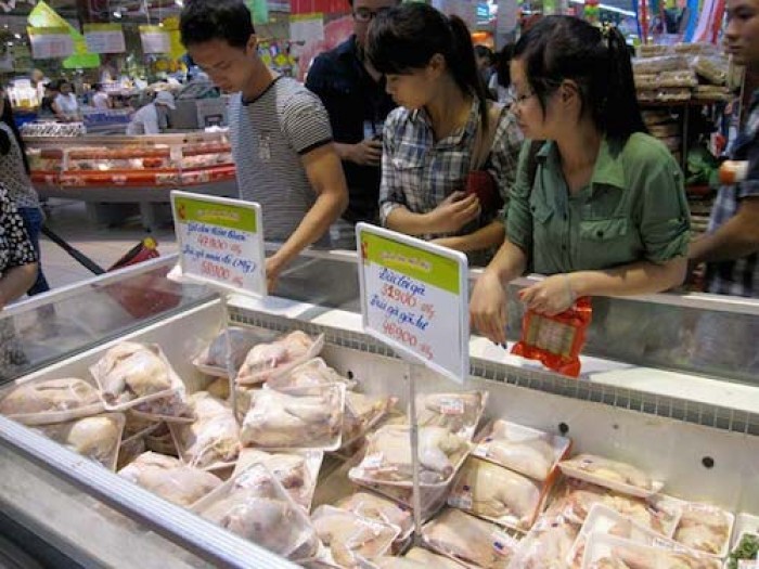 Tăng cường sự lãnh đạo của Đảng và trách nhiệm quản lý của Nhà nước đối với công tác bảo vệ quyền lợi của người tiêu dùng