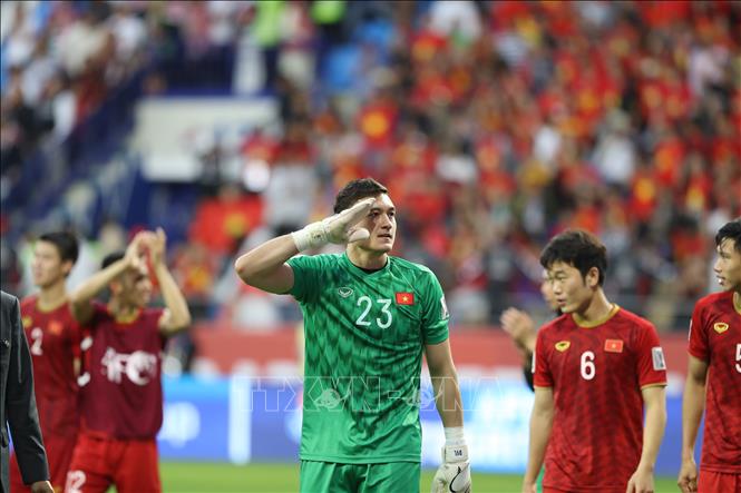 ASIAN CUP 2019 Văn Lâm lọt top 5 thủ môn cứu thua nhiều nhất