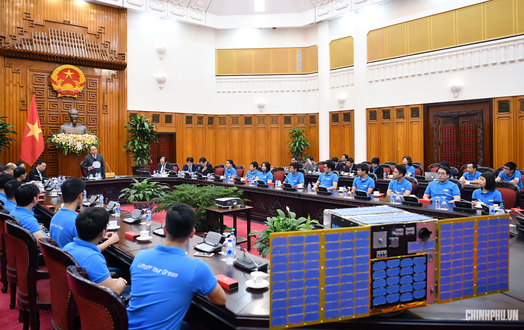 Chính phủ tạo mọi điều kiện thuận lợi cho hoạt động nghiên cứu, chế tạo vệ tinh