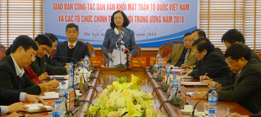Tạo điều kiện để người dân tham gia vào quá trình giám sát, phản biện
