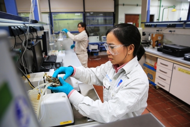 Nữ kỹ sư lọc dầu và niềm đam mê công việc