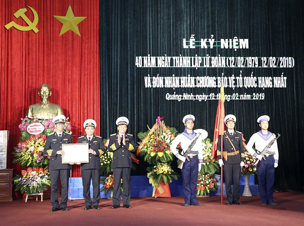 Lữ đoàn 170 đón nhận Huân chương Bảo vệ Tổ quốc hạng Nhất