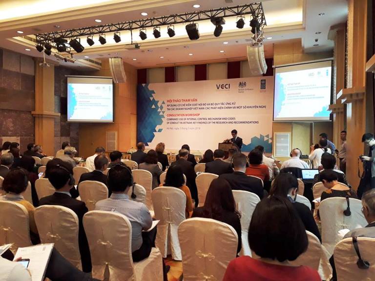 Xây dựng môi trường kinh doanh minh bạch