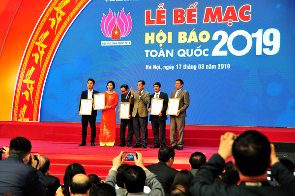 Ấn tượng đẹp và sâu sắc với những người làm báo cả nước