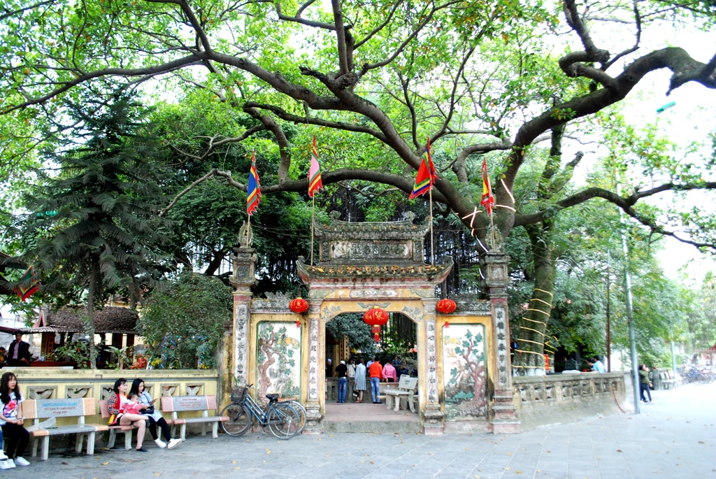 Về Bắc Ninh thăm Đền Cùng - Giếng Ngọc ​