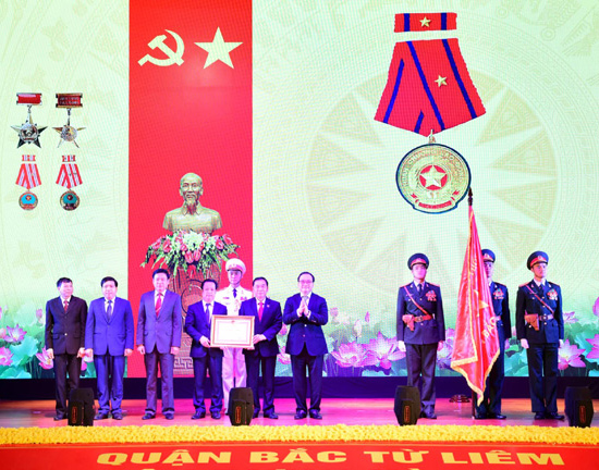 Quận Bắc Từ Liêm Hà Nội đón nhận Huân chương Lao động hạng Ba