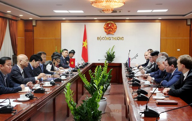 Thúc đẩy hợp tác thương mại với Liên bang Nga