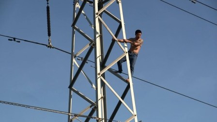 “Ngáo đá” - tội phạm tiềm ẩn