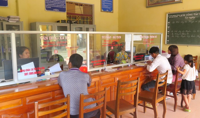 Nghị quyết về việc sắp xếp các đơn vị hành chính cấp huyện, cấp xã giai đoạn 2019-2021