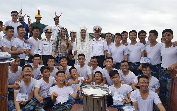 Độc đáo Lễ Vượt đường xích đạo trên tàu buồm