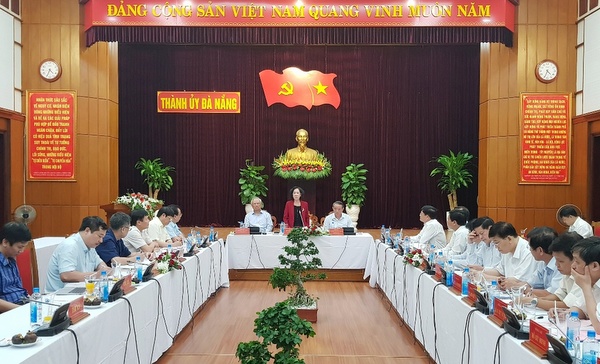 Đoàn Tiểu ban Văn kiện Đại hội XIII của Đảng làm việc tại Đà Nẵng