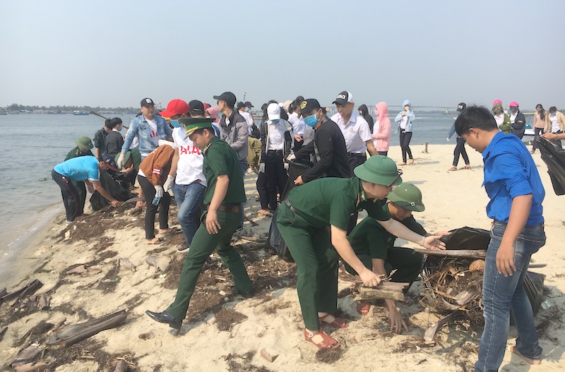 Bội đội Biên phòng Quảng Nam phát động chương trình “Hãy làm sạch biển”