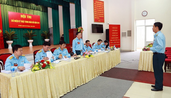 Điểm sáng trong hội thi Chủ nhiệm kỹ thuật trung đoàn giỏi