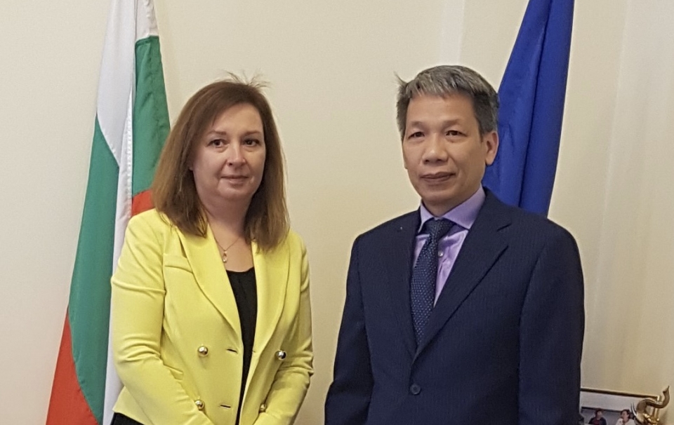 Thúc đẩy hợp tác lao động giữa Việt Nam và Bulgaria