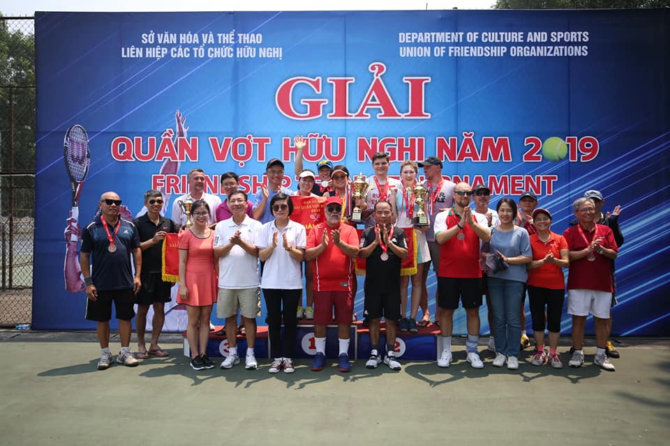 Sôi nổi Giải Quần vợt hữu nghị 2019 tại Hà Nội