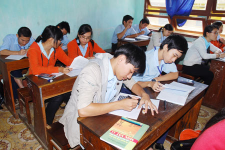 Gia Lai Đưa việc tham gia BHYT cho học sinh thành tiêu chí thi đua