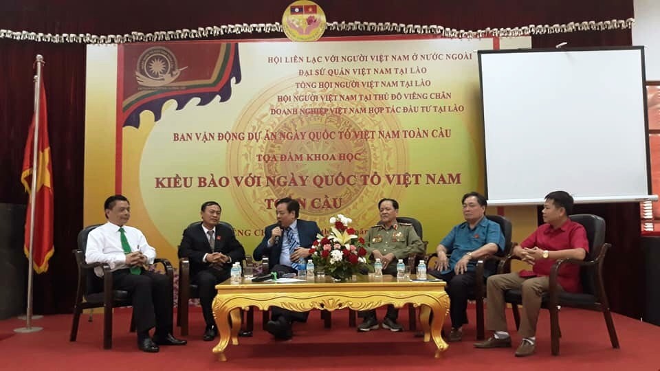 Sôi nổi các hoạt động Ngày Quốc Tổ Việt Nam toàn cầu tại Lào
