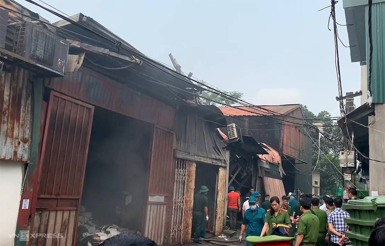 Nhà xưởng nằm trong khu dân cư “Cái bẫy chết người”
