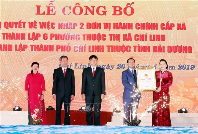 Lễ công bố Nghị quyết về thành lập thành phố Chí Linh